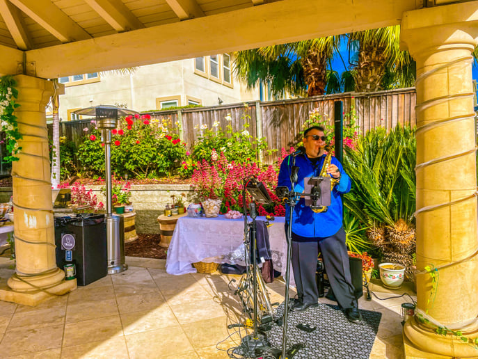 Gallery photo 7 of Sax Sessions with Mike Mendoza