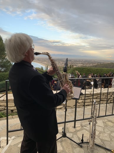 Gallery photo 9 of Dan Dunshee / Saxophone ONE!