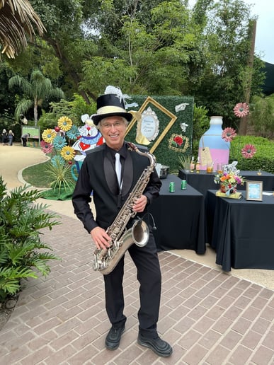 Gallery photo 5 of Dan Dunshee / Saxophone ONE!