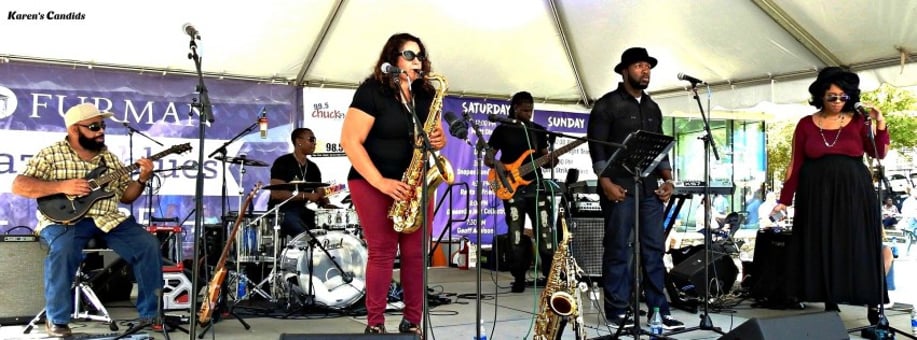 Gallery photo 4 of Saxophone Diva,  Leisha J