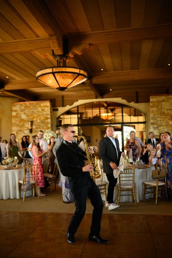 Gallery photo 9 of Ron Glenn Performances
