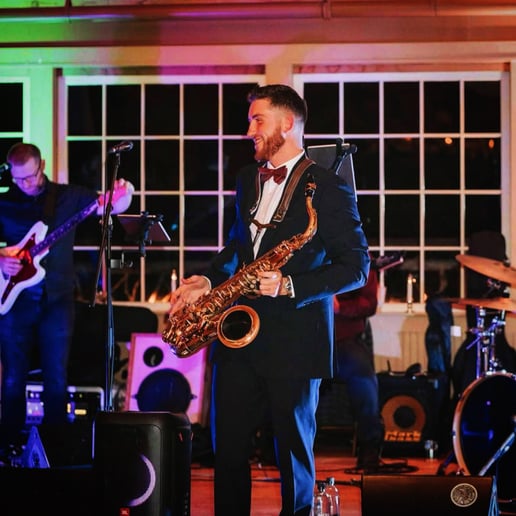 Gallery photo 1 of Saxophone Player- All Genres-