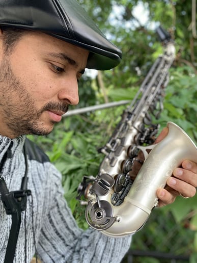 Gallery photo 2 of Roilan Vazquez - Saxophone Player