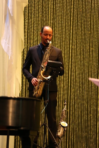 Gallery photo 4 of Roilan Vazquez - Saxophone Player