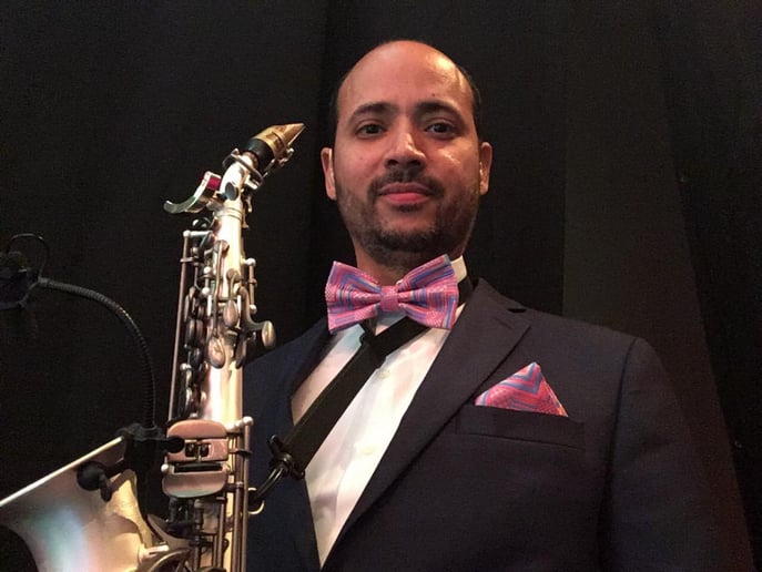 Gallery photo 3 of Roilan Vazquez - Saxophone Player