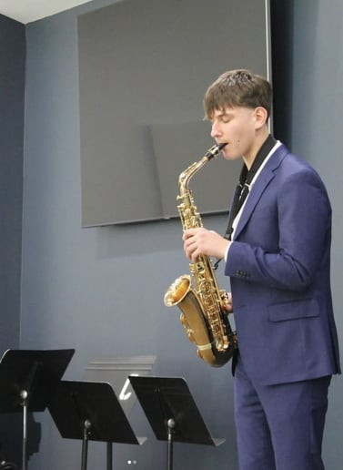 Gallery photo 1 of Saxophone Player, Nick M