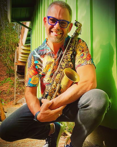 Gallery photo 3 of Saxophone Soloist Extraordinaire!