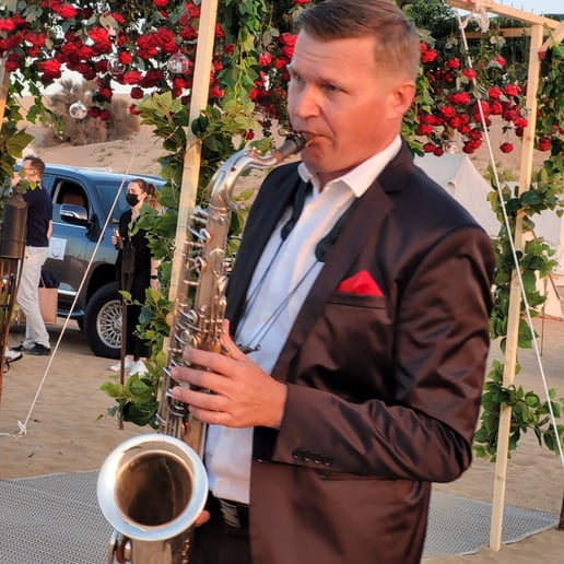 Gallery photo 1 of Saxophone That Sets the Mood