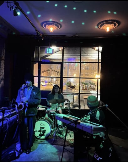 Gallery photo 5 of Alex Rashad-Saxophonist For Hire