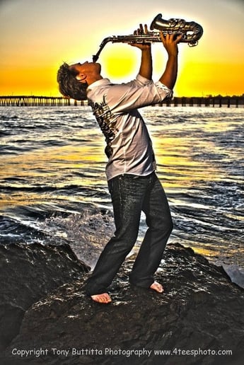 Gallery photo 4 of Saxophonist Justin Young