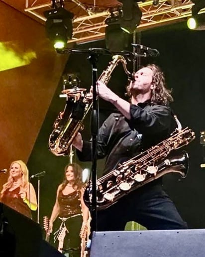 Gallery photo 5 of Saxophonist Matt Corey