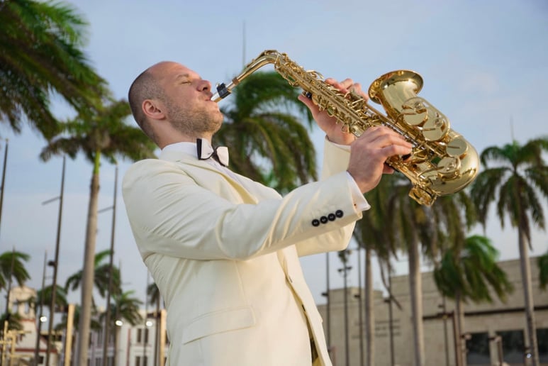 Gallery photo 15 of Saxophonist Nikita Naymushin