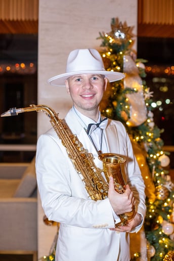Gallery photo 28 of Saxophonist Nikita Naymushin