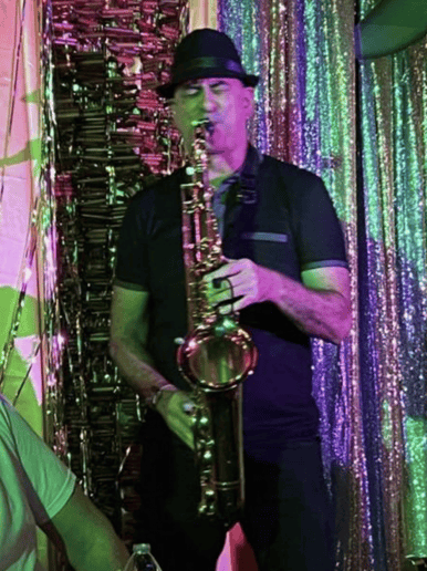 Gallery photo 4 of Saxytime with Mike D.