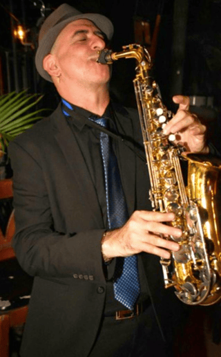 Gallery photo 6 of Saxytime with Mike D.