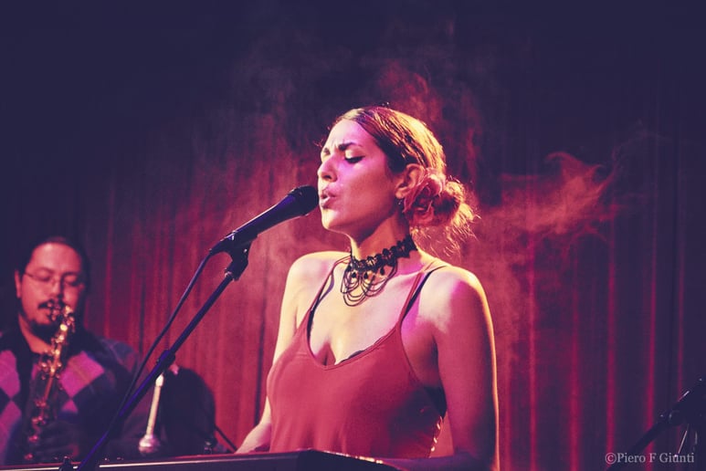 Gallery photo 5 of Scarlett Brais - Vocalist/Pianist