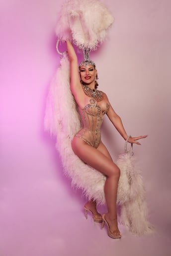 Gallery photo 8 of Scarlett James, Countess of Burlesque