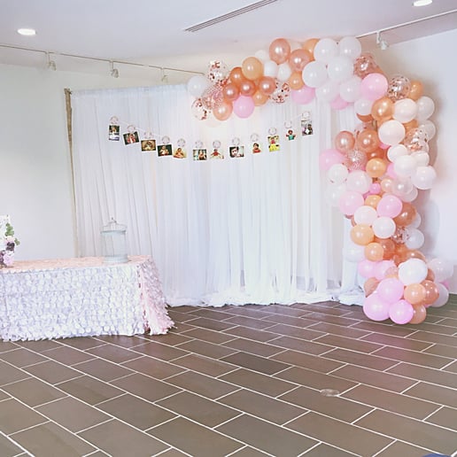 Gallery photo 1 of Schevy's Balloons and Treats
