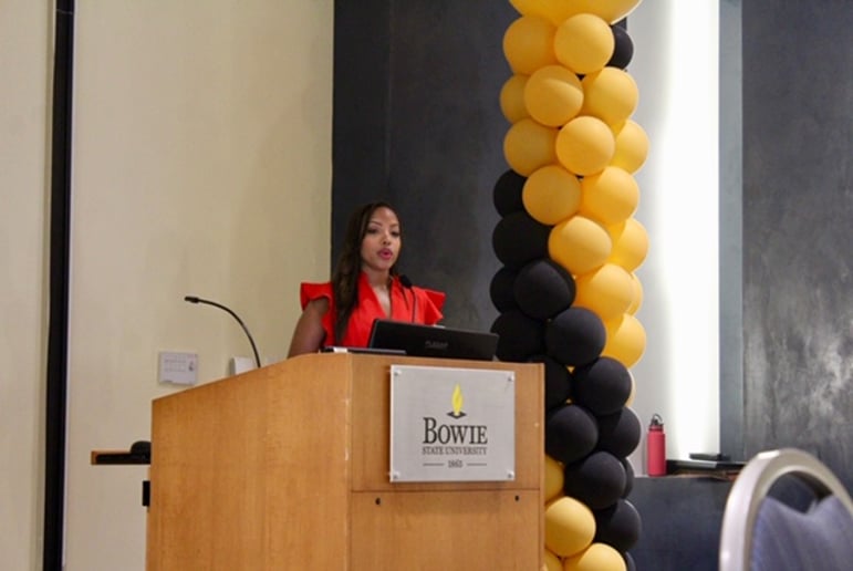 Gallery photo 1 of Scholarship & Student Loan Guidance