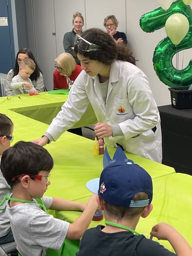 Gallery photo 3 of Science Shows
