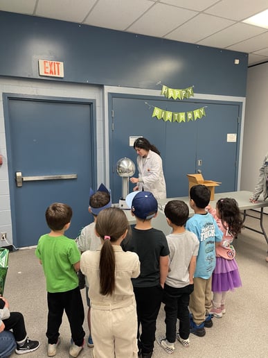 Gallery photo 5 of Science Shows