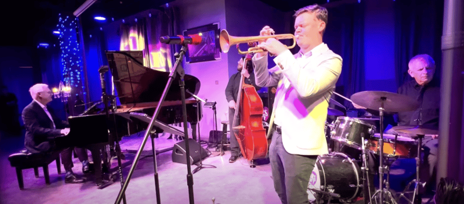 Gallery photo 5 of Scott Dickinson Trio