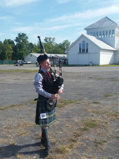 Gallery photo 7 of Scott Eltringham - NJ Bagpiper