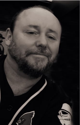 Gallery photo 2 of Scott Logan Solo Act