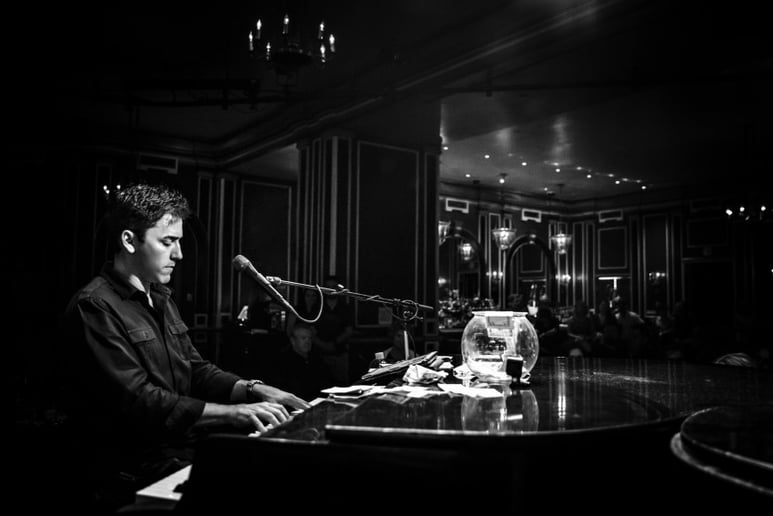 Gallery photo 6 of Scott Nicholson Piano Entertainment