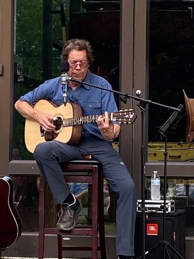 Gallery photo 3 of Scott Palermo Music