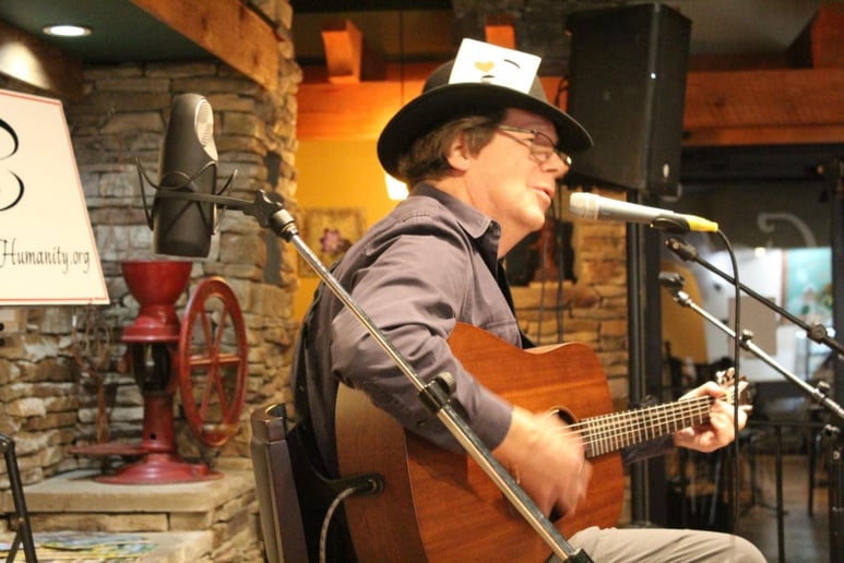 Gallery photo 4 of Scott Palermo Music