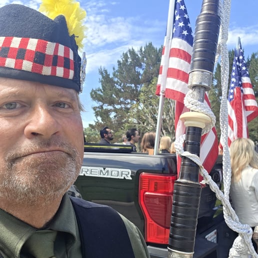 Gallery photo 10 of Bagpiper-For-Hire