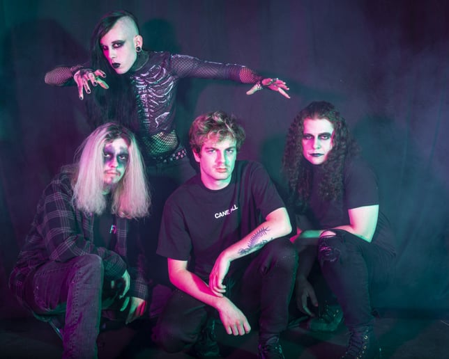 Gallery photo 1 of Screwhead Photography