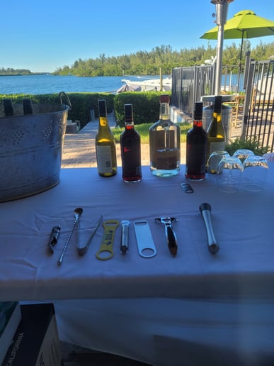 Gallery photo 4 of Seabreeze Mobile Bartenders