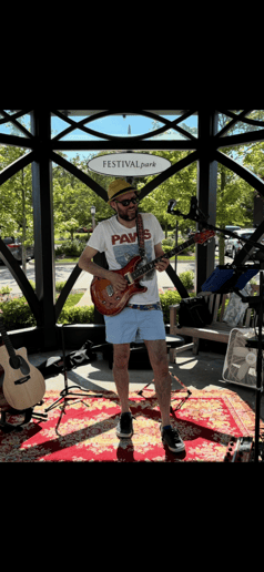 Gallery photo 1 of Sean Solos