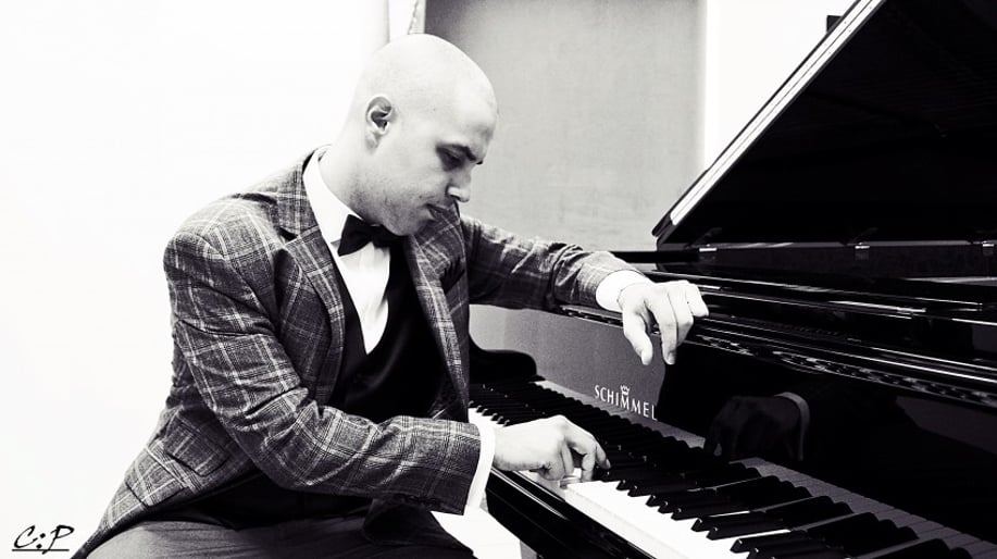 Gallery photo 5 of The Sean Stanley Trio