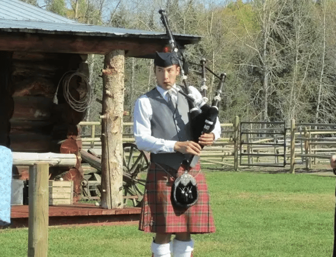 Gallery photo 1 of Sean ThePiper