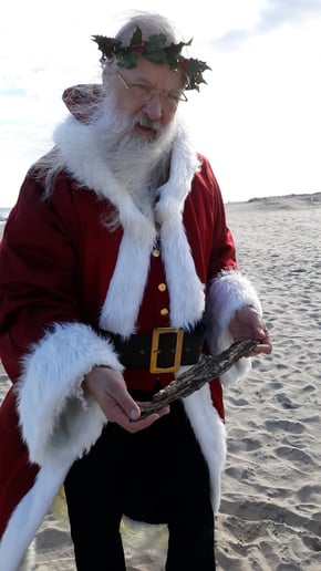 Gallery photo 11 of Seashell Santas