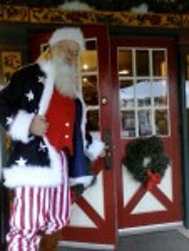 Gallery photo 31 of Seashell Santas