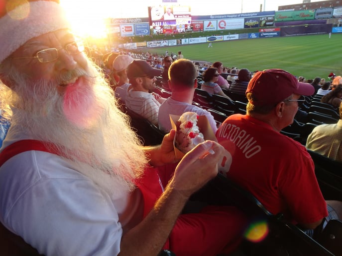 Gallery photo 5 of Seashell Santas