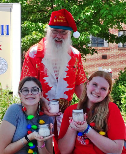 Gallery photo 25 of Seashell Santas