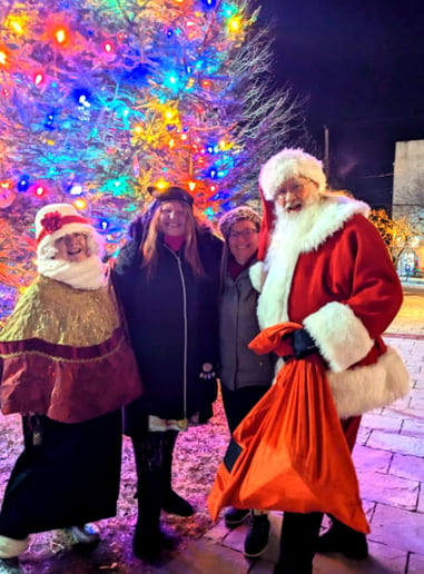 Gallery photo 92 of Seashell Santas