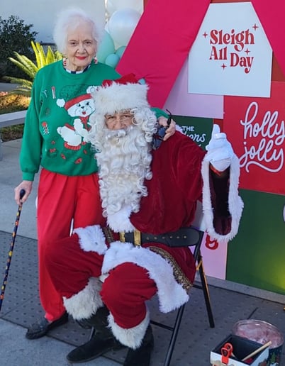 Gallery photo 4 of Seasonal Santa Stephen