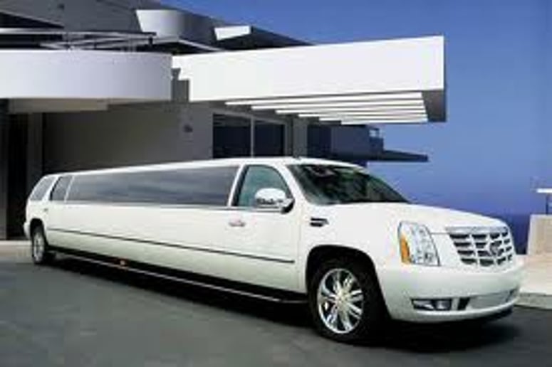 Gallery photo 1 of Seattle Party Limo rental