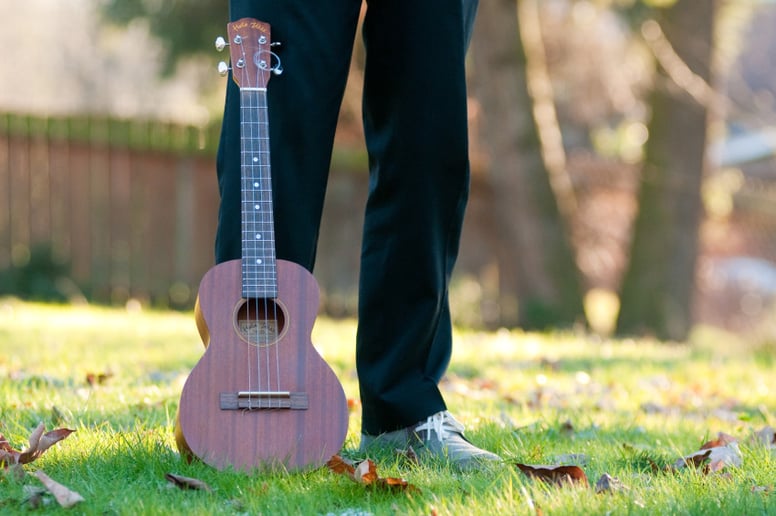 Gallery photo 7 of Honolulu Solo Guitar