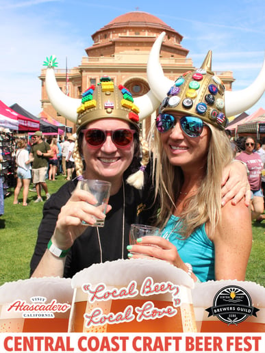 Gallery photo 2 of Selfie Booth 805