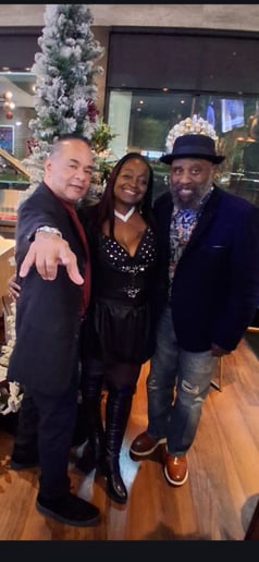 Gallery photo 6 of Sensational Vibez