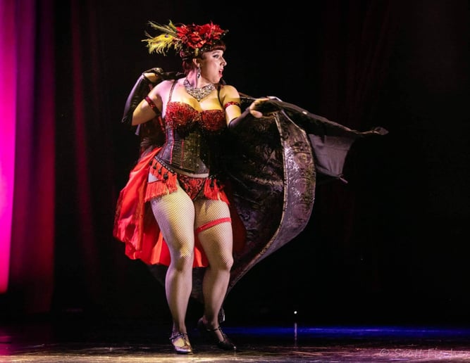 Gallery photo 6 of Amelie Ahmose Burlesque