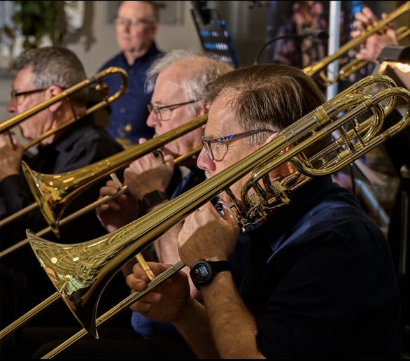 Gallery photo 4 of Sentimental Journey Big Band