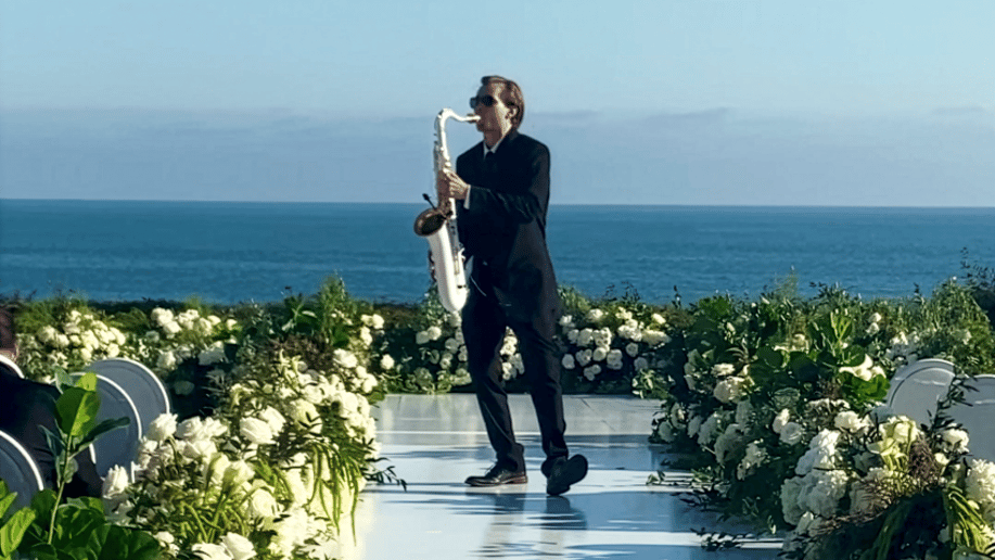 Gallery photo 10 of Seps' Saxophone Experience